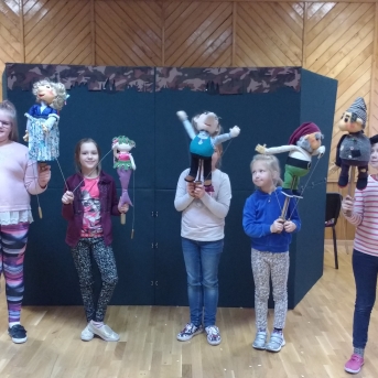 Skolā viesojas cirks un leļļu teātris - 