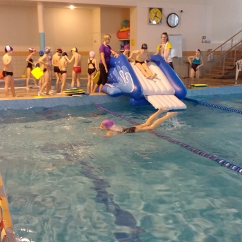 Peldēšanas pulciņš - veselībai, drošībai un jautrībai - 