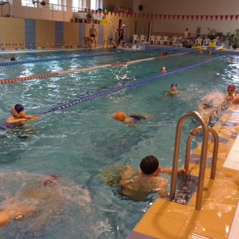 Peldēšanas pulciņš - veselībai, drošībai un jautrībai - 