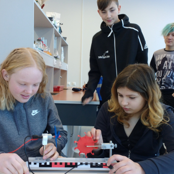 Karjeras izglītības ekskursija 7.,8.klasei uz Daibes poligonu un Mucu muzeju. - 