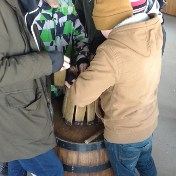 Karjeras izglītības ekskursija 7.,8.klasei uz Daibes poligonu un Mucu muzeju. - 