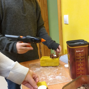 Gaidot Sveču dienu un Cūkas gadu - 