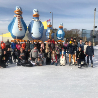 Abonementa koncerts un slidošana Valentīna dienā - 