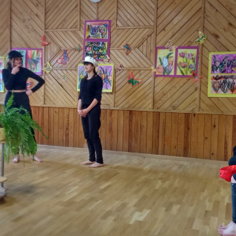 Māmiņ, atnāc uz skanīgu pļavu! - 