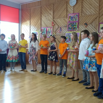 Māmiņ, atnāc uz skanīgu pļavu! - 