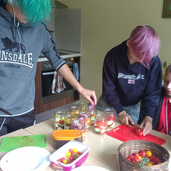 Rudens veltes liekam burkās - 