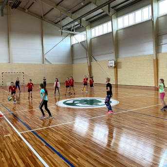 Tautas bumbas turnīrs ar Lēdurgas skolu - 