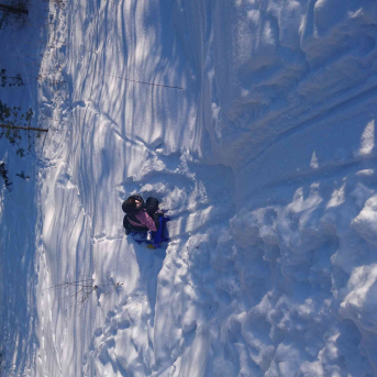 Sniega aktivitātes - Mācoties attālināti pie viedierīcēm, jo īpaši svarīgi ir iziet svaigā gaisā un izkustēties, tāpēc šeit neliels ieskats Sējas skolas skolēnu ziemas mācību-atpūtas aktivitātēs.
