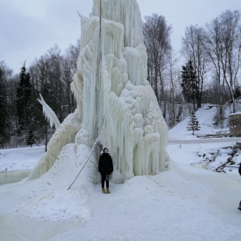 Sniega aktivitātes - Mācoties attālināti pie viedierīcēm, jo īpaši svarīgi ir iziet svaigā gaisā un izkustēties, tāpēc šeit neliels ieskats Sējas skolas skolēnu ziemas mācību-atpūtas aktivitātēs.