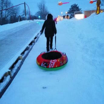 Sniega aktivitātes - Mācoties attālināti pie viedierīcēm, jo īpaši svarīgi ir iziet svaigā gaisā un izkustēties, tāpēc šeit neliels ieskats Sējas skolas skolēnu ziemas mācību-atpūtas aktivitātēs.