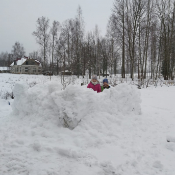 Uzvel savu sniegavīru!  - 