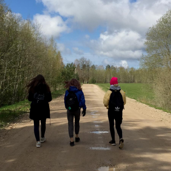 Sporta diena - Mācies aktīvi dabā! - Sestdien, 8.maijā, Sējas pamatskolas skolēni devās pārgājienos 