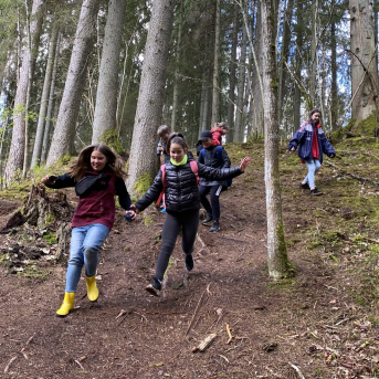 Sporta diena - Mācies aktīvi dabā! - Sestdien, 8.maijā, Sējas pamatskolas skolēni devās pārgājienos 