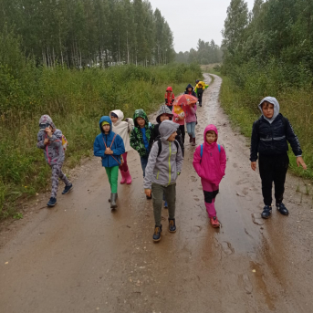 Pārgājienu diena Sējas skolā - 3.septembrī Sējas skolas skolēni devās izzinošos pārgājienos. Katra klase izvēlējās savu maršrutu un virzienu, kurā doties. Jautri, aktīvi un interesanti pavadīta diena bija izdevusies katrai klasei!