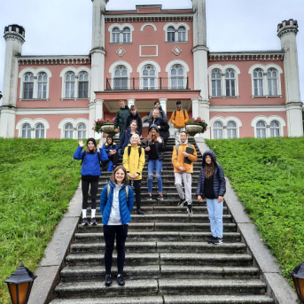 Pārgājienu diena Sējas skolā - 3.septembrī Sējas skolas skolēni devās izzinošos pārgājienos. Katra klase izvēlējās savu maršrutu un virzienu, kurā doties. Jautri, aktīvi un interesanti pavadīta diena bija izdevusies katrai klasei!