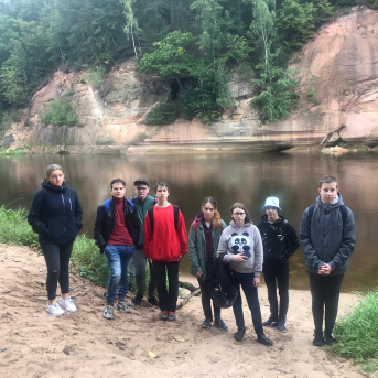 Pārgājienu diena Sējas skolā - 3.septembrī Sējas skolas skolēni devās izzinošos pārgājienos. Katra klase izvēlējās savu maršrutu un virzienu, kurā doties. Jautri, aktīvi un interesanti pavadīta diena bija izdevusies katrai klasei!