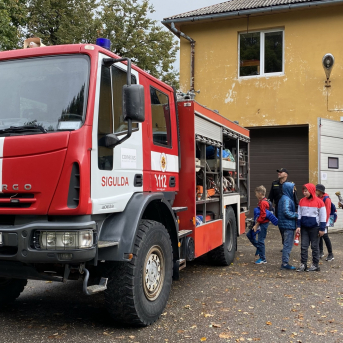 Pārgājienu diena Sējas skolā - 3.septembrī Sējas skolas skolēni devās izzinošos pārgājienos. Katra klase izvēlējās savu maršrutu un virzienu, kurā doties. Jautri, aktīvi un interesanti pavadīta diena bija izdevusies katrai klasei!