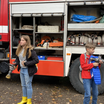 Pārgājienu diena Sējas skolā - 3.septembrī Sējas skolas skolēni devās izzinošos pārgājienos. Katra klase izvēlējās savu maršrutu un virzienu, kurā doties. Jautri, aktīvi un interesanti pavadīta diena bija izdevusies katrai klasei!