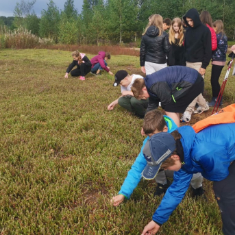 Pārgājienu diena Sējas skolā - 3.septembrī Sējas skolas skolēni devās izzinošos pārgājienos. Katra klase izvēlējās savu maršrutu un virzienu, kurā doties. Jautri, aktīvi un interesanti pavadīta diena bija izdevusies katrai klasei!
