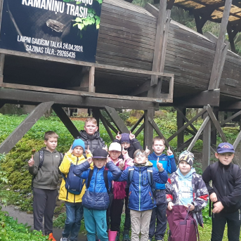 Pārgājienu diena Sējas skolā - 3.septembrī Sējas skolas skolēni devās izzinošos pārgājienos. Katra klase izvēlējās savu maršrutu un virzienu, kurā doties. Jautri, aktīvi un interesanti pavadīta diena bija izdevusies katrai klasei!