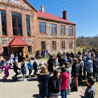 Lieldienas Sējas pamatskolā - 