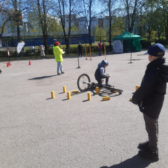 Velo pulciņa dalībnieku starts 