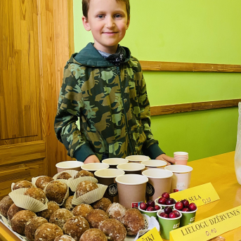 Miķeļdienas tirdziņš Sējas skolā - 