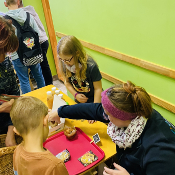 Miķeļdienas tirdziņš Sējas skolā - 