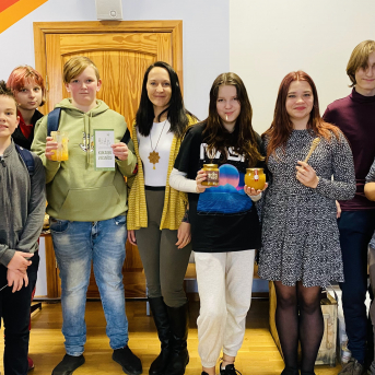 Šodien Eiropas medus brokastis Sējas skolā - 