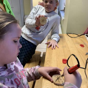 Projekts Ejam, iepazīstam, darām! Ziemassvētku dāvanu darbnīca - 