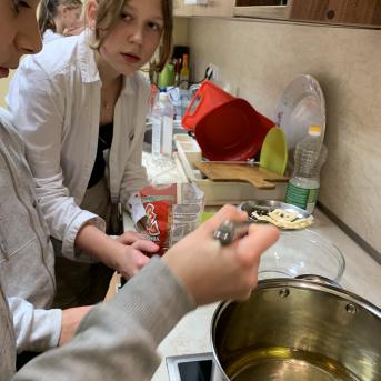 Projekts Ejam, iepazīstam, darām! Kokapstrāde - 