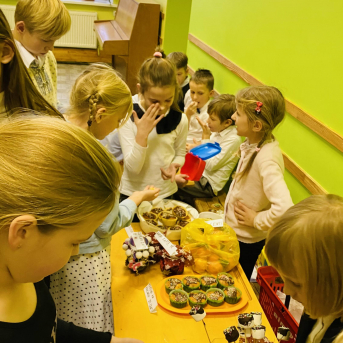 Ziemassvētku tirdziņš - 