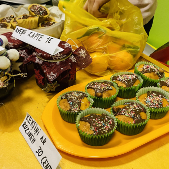 Ziemassvētku tirdziņš - 