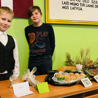 Ziemassvētku tirdziņš - 