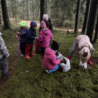 Meža rūķu darbnīcas - 