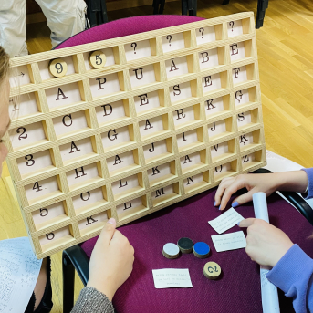 Skolas somas projekta nodarbība “Ziedoņa klase” - 