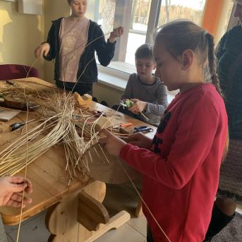 Klūdziņu pīšanas nodarbība - 