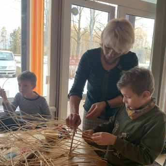 Klūdziņu pīšanas nodarbība - 