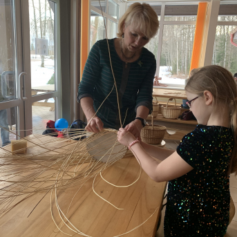 Klūdziņu pīšanas nodarbība - 