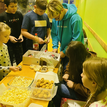 Ziemassvētku tirdziņš Sējas skolā - 