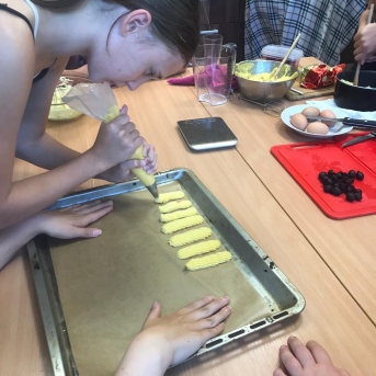 Eklēru pēcpusdiena - 