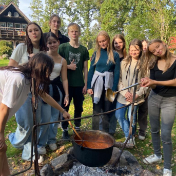 Pārgājiens tiešsaistē - 