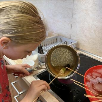 Siltumnīca un saldie kraukšķi - 