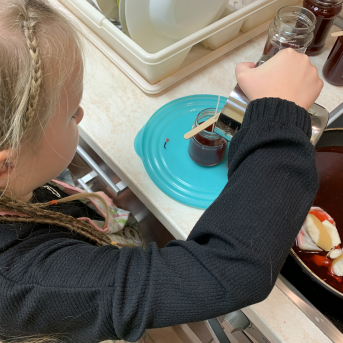 Pankūkas un sveces - 