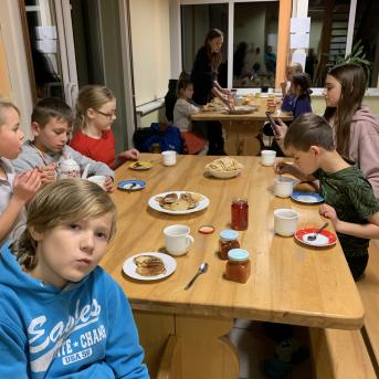 Pankūkas un sveces - 