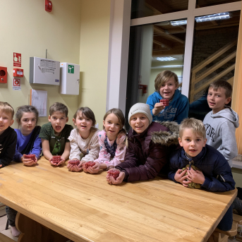 Pankūkas un sveces - 