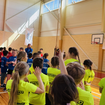 Sporto visa klase 2.klašu sacensības stafetēs - 