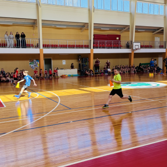 Sporto visa klase 2.klašu sacensības stafetēs - 