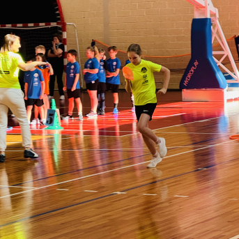 Sporto visa klase 2.klašu sacensības stafetēs - 