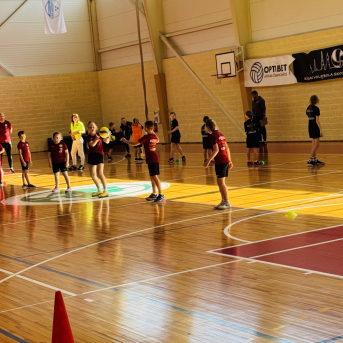 Sporto visa klase 2.klašu sacensības stafetēs - 